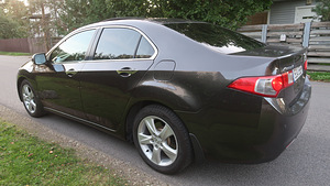 Honda Accord Executive RESTYLE (4 foto / 15)