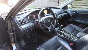 Honda Accord Executive RESTYLE (6 foto / 15)