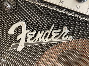 Fender 700 made in USA (5 foto / 10)