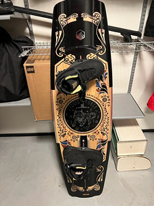 Liquid Force Shane Dose 145 wakeboard ja saapad (1 foto / 10)