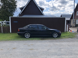 BMW E39 520i 125kw (6 foto / 9)