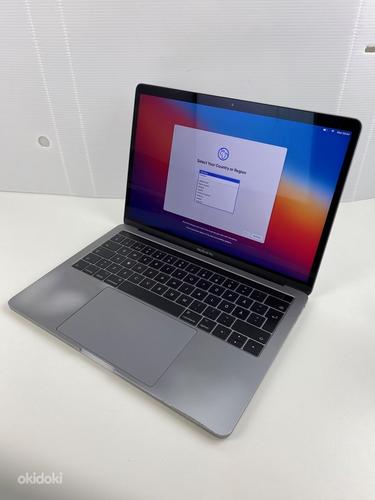 MacBook Pro 2017 Retina 13 дюймов (фото #1)