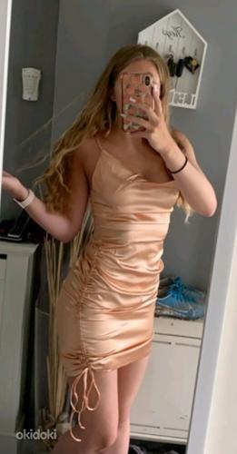 Kleit on müügil. 20 € (foto #1)