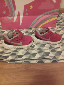 Originaalsed Nike tossud lastele (1 foto / 3)