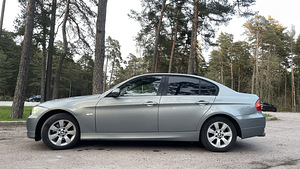 BMW 320D E90 120kw (3 фото из 14)