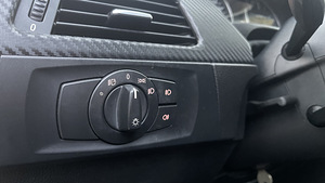 BMW 320D E90 120kw (10 фото из 14)