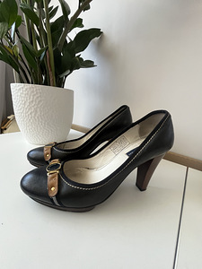 Tommy Hilfiger kingad, suurus 40 (1 foto / 4)
