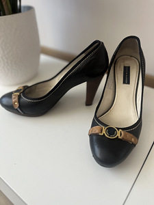 Tommy Hilfiger kingad, suurus 40 (4 foto / 4)