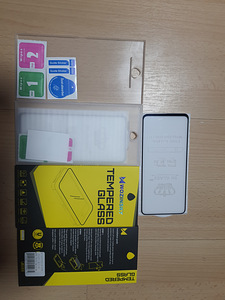 Tempered glass SAMSUNG A71/note 10lite (1 foto / 2)