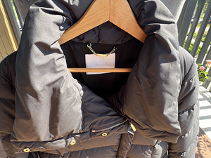 Пуховик (2 фото из 4)