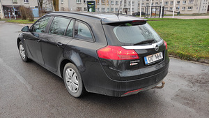 Opel insignia 2011 (4 foto / 12)