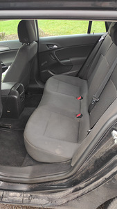 Opel insignia 2011 (10 foto / 12)