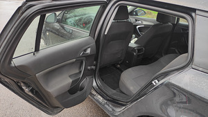 Opel insignia 2011 (11 foto / 12)