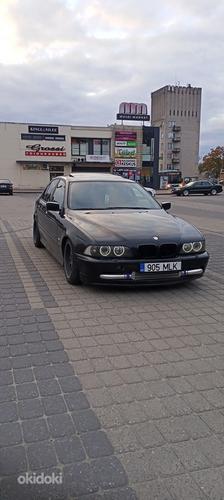 BMW 520 Turbo (фото #1)