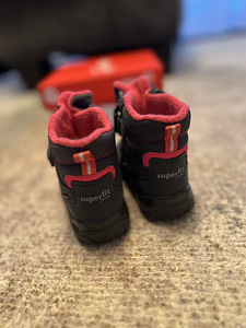 Superfit talvesaapad (4 foto / 5)