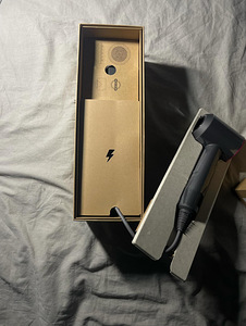 Dyson (6 foto / 9)