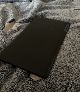 Lenovo tahvelarvuti (2 foto / 2)