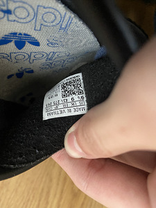 Adidas london (2 foto / 2)
