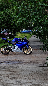 Продается Yamaha YZF-R125 2014a (4 фото из 5)