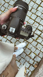 Canon EOS 60D+ 18-135 mm (2 foto / 2)