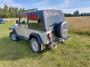 Jeep Wrangler 1989 2.5l 76kw (6 foto / 15)