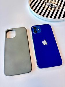 iPhone 12, 64 ГБ (2 фото из 2)