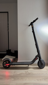 Elekriline tõukeratas Ninebot Kick Scooter ES2 (1 foto / 6)