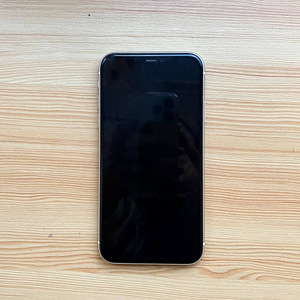 Apple Iphone 11 128 Gb (2 foto / 2)
