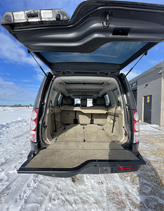 Land Rover Discovery 4 (7 foto / 15)