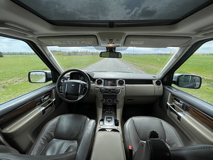 Land Rover Discovery (12 foto / 15)