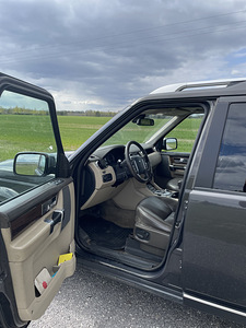 Land Rover Discovery (14 foto / 15)