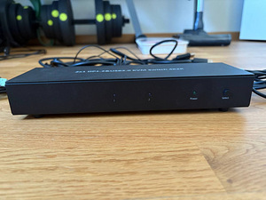 KVM Switch Techly DisplayPort/USB 2x1 Dual Head Video 4K * 3