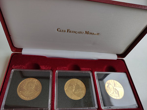 Johannes Paulus II müntide komplekt.