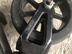 Müüa trikitõukeratas + selle osad (4 foto / 10)