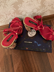 Dolce&gabbana kingad 36 (2 foto / 5)