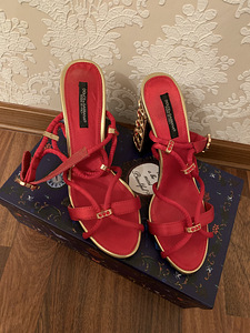 Dolce&gabbana kingad 36 (3 foto / 5)