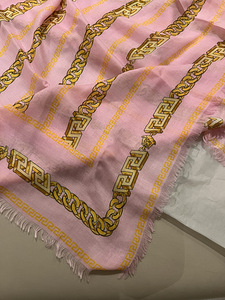 Versace sall UUS! Suur suurus (5 foto / 5)