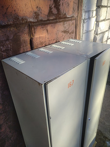 Metall-riidekapp 2sektsiooniga (3 foto / 4)
