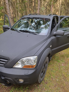 Kia Sorento 2008 (4 foto / 8)
