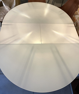 Ümmargune pikendatav söögilaud d=120/160cm (6 foto / 7)
