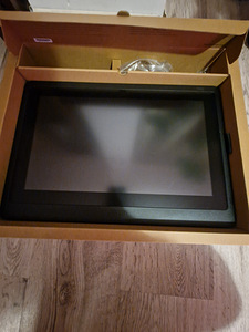 Wacom Cintiq 16, must - Graafikalaud (2 foto / 9)