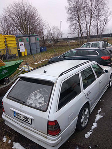 Mercedes-Benz 250D (4 foto / 6)