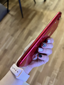 iPhone XR 64GB (4 foto / 5)
