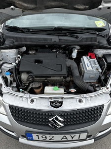 Suzuki SX4 (13 фото из 13)