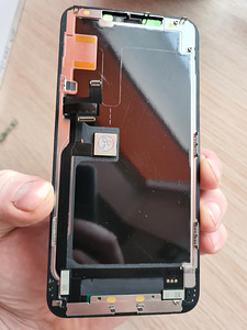 Экран iPhone 11 pro max (3 фото из 3)