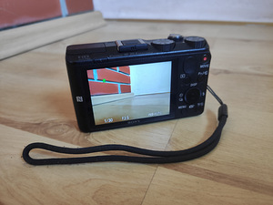 Камера Sony DSC-HX60 (3 фото из 6)