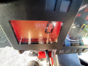 Aprilia Tuono 1000 V2 (6 foto / 10)