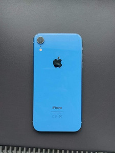 iPhone XR 128GB (1 foto / 3)