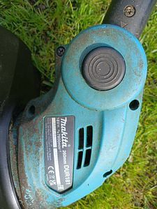 Makita akutrimmer (2 foto / 2)