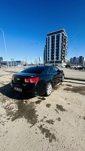Chevrolet Malibu (3 foto / 8)